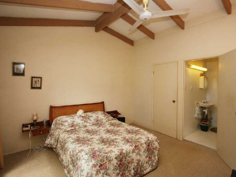 37 Sherwood Drive, Browns Plains QLD 4118