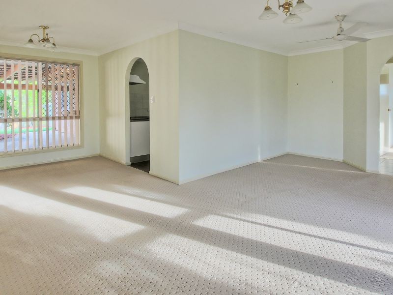 42 Colisa Crescent, Regents Park QLD 4118