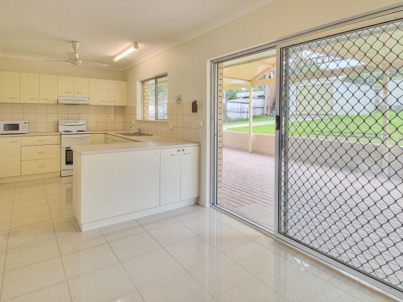12 Bank Street, Browns Plains QLD 4118