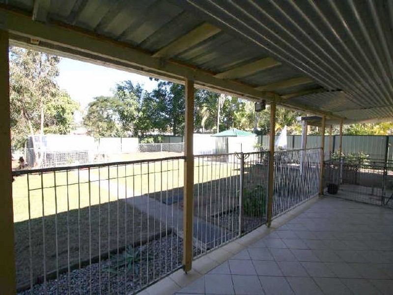 11 Simone Street, Boronia Heights QLD 4124