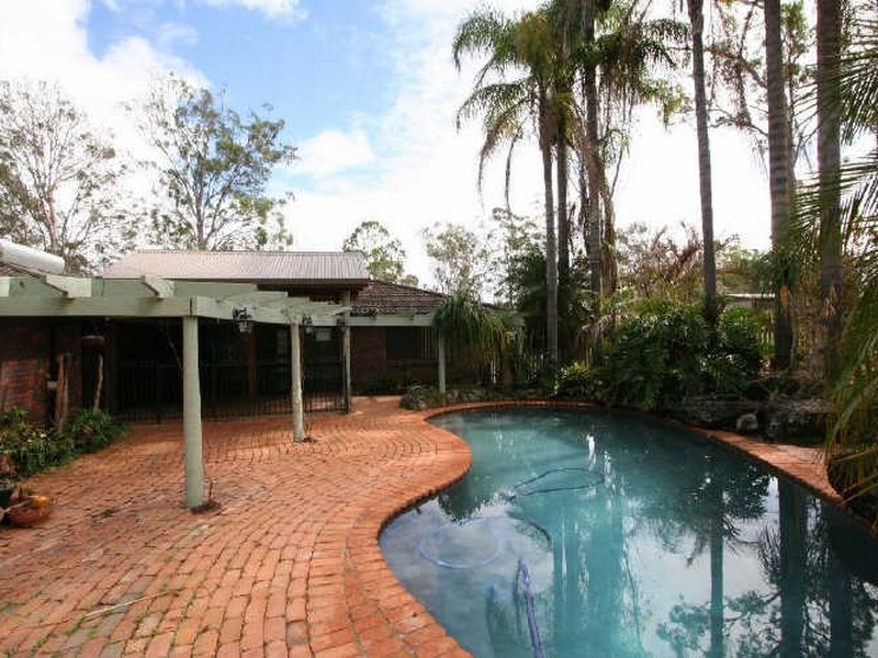 225 Forestdale Drive, Forestdale QLD 4118