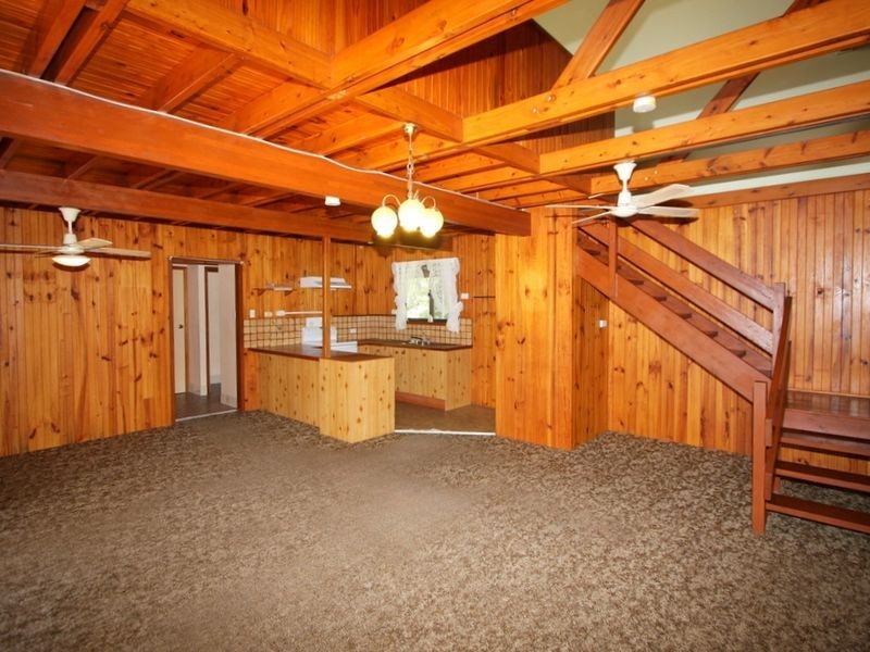 195 Crest Road, Greenbank QLD 4124