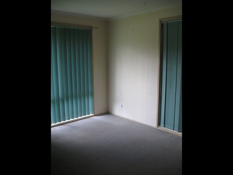 8 Breynia Street, Kingston QLD 4114