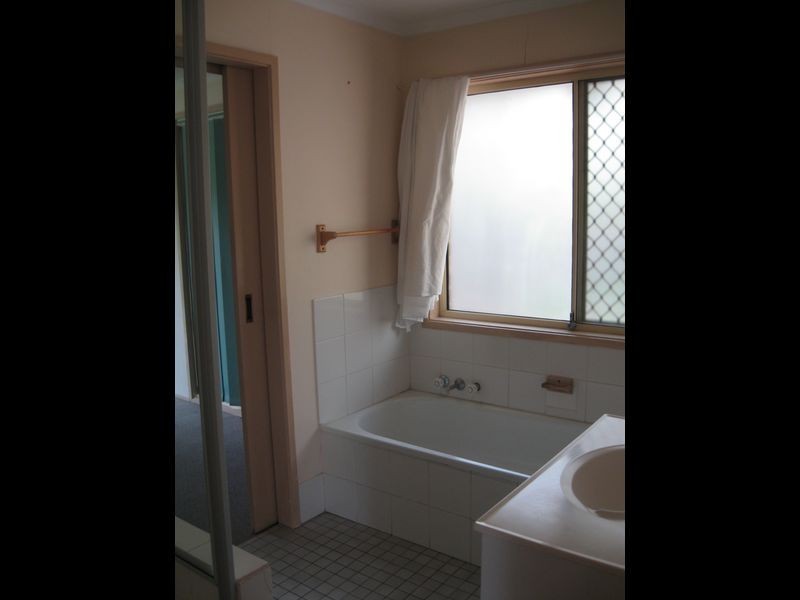 8 Breynia Street, Kingston QLD 4114