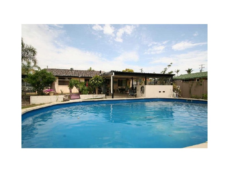 118 Estramina Road, Regents Park QLD 4118