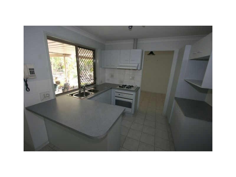 2 Baxter Crescent, Forest Lake QLD 4078