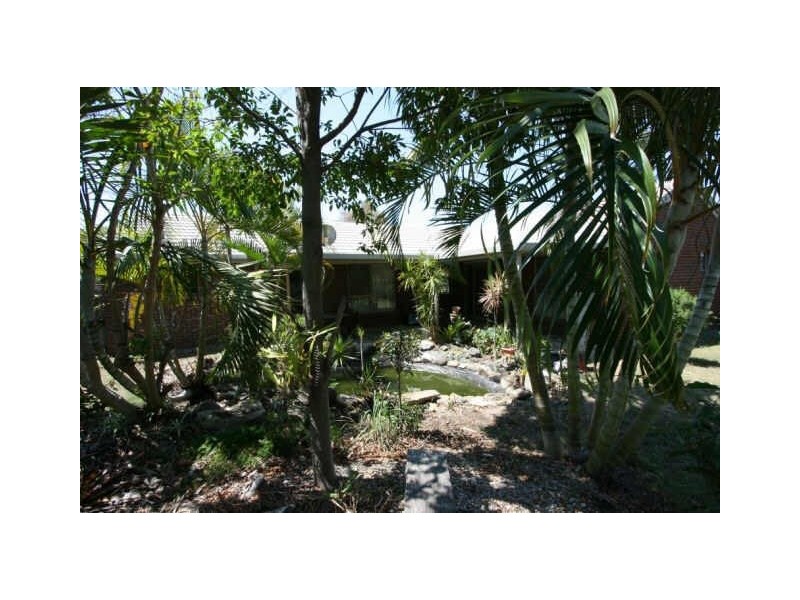 2 Baxter Crescent, Forest Lake QLD 4078