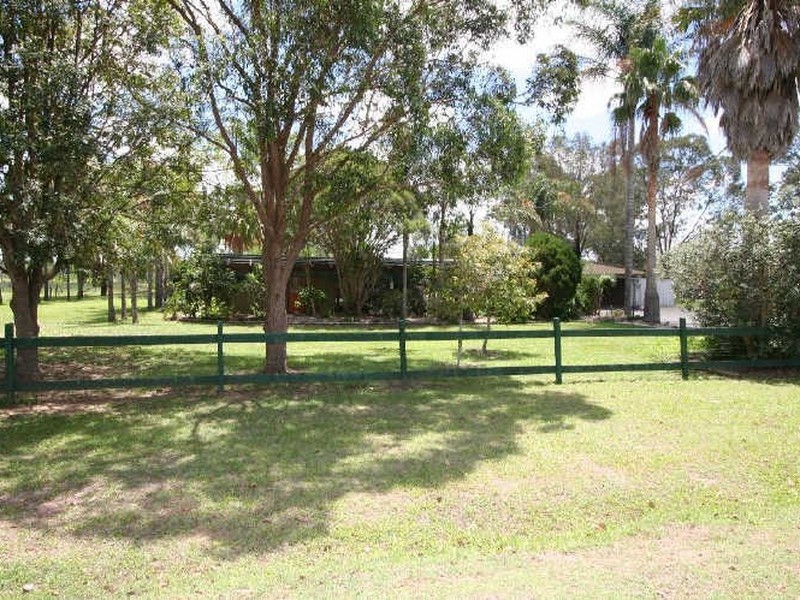 72 Dundee Road, North Maclean QLD 4280