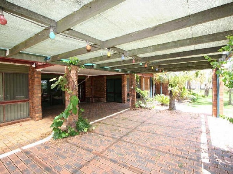 72 Dundee Road, North Maclean QLD 4280
