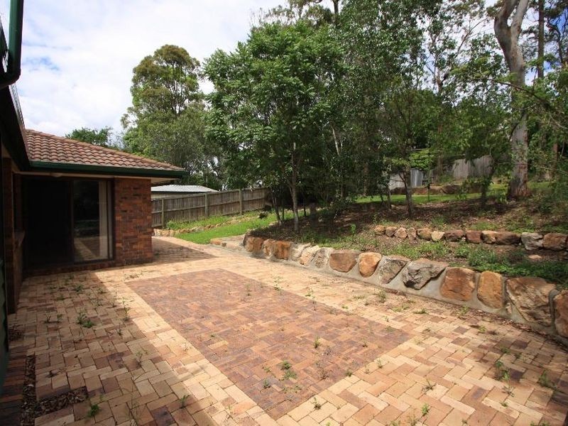 45 Parkroyal Crescent, Regents Park QLD 4118