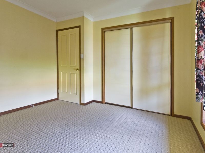 1 Iberis Court, Regents Park QLD 4118