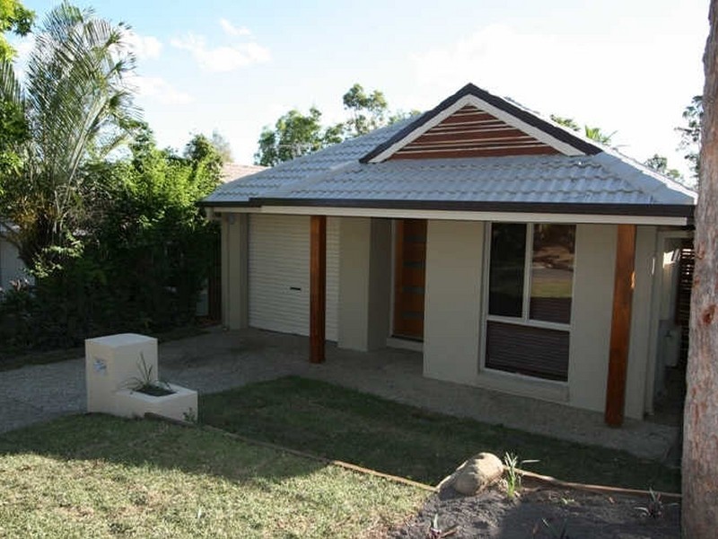 7 Napier Place, Forest Lake QLD 4078