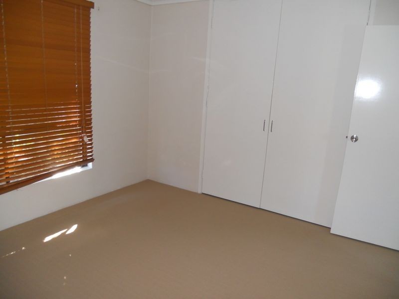 48 Enford Street, Hillcrest QLD 4118