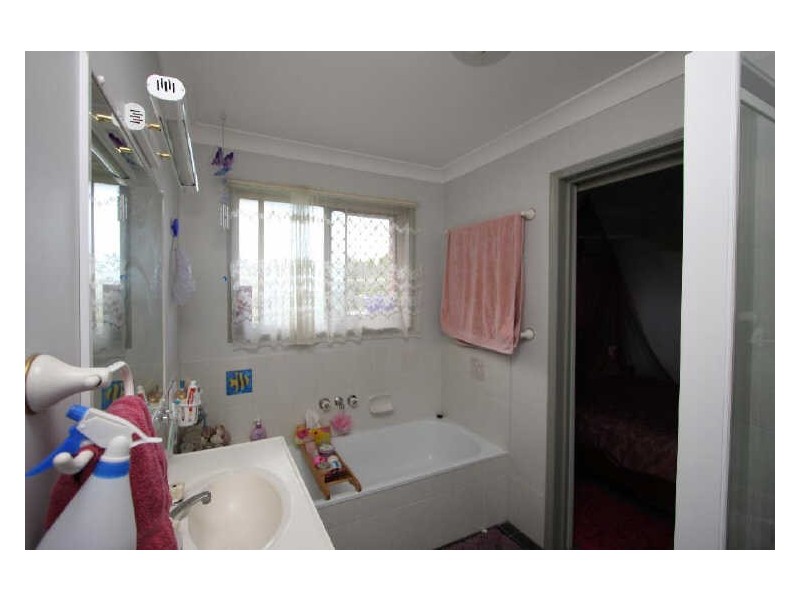 11 Mortlake Crescent, Boronia Heights QLD 4124