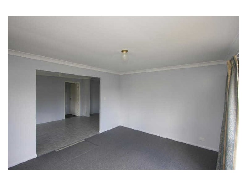 31 Indica Crescent, Regents Park QLD 4118