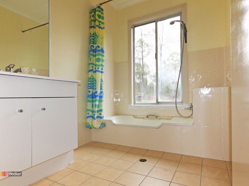 829 Chambers Flat Road, Chambers Flat QLD 4133