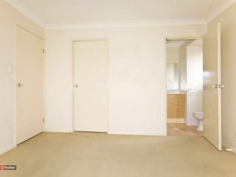 15 Daniella Court, Marsden QLD 4132