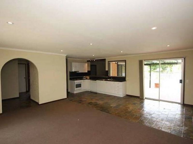 9 Woodview Street, Browns Plains QLD 4118