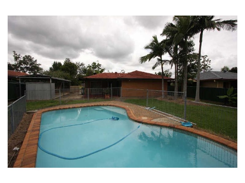 9 Woodview Street, Browns Plains QLD 4118