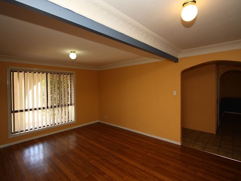 37 Vergulde Road, Regents Park QLD 4118