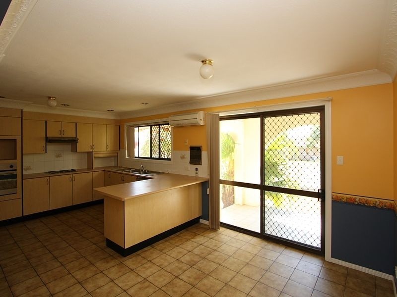 37 Vergulde Road, Regents Park QLD 4118