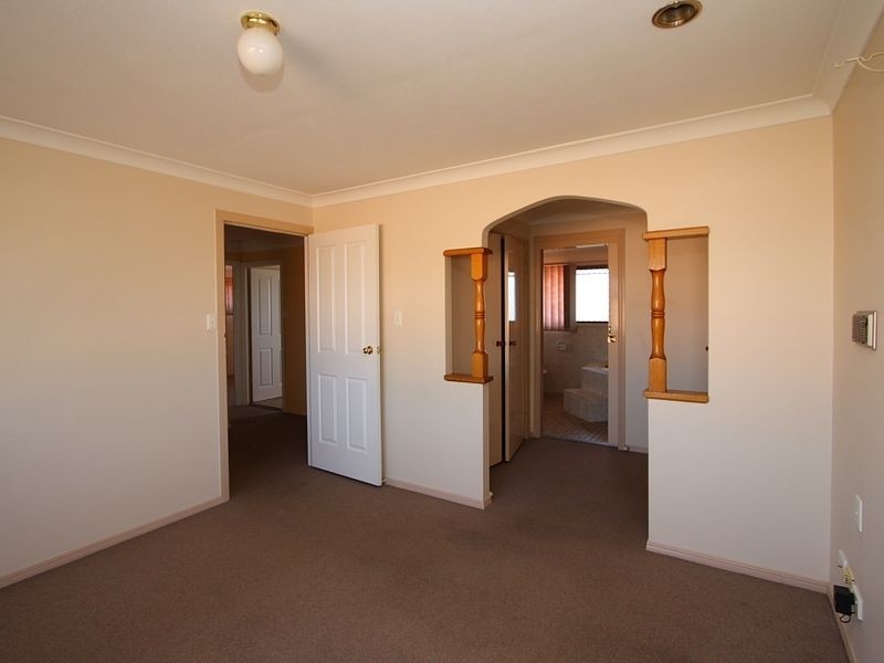 37 Vergulde Road, Regents Park QLD 4118