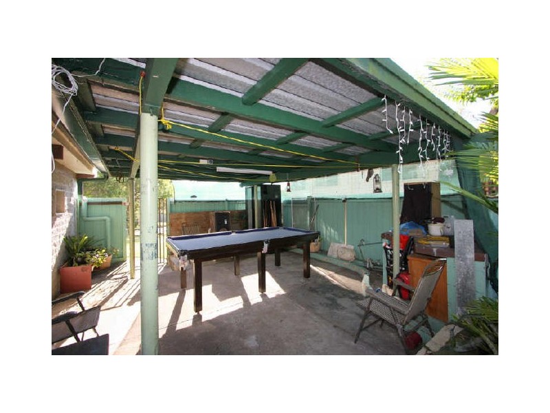 135 Aquarius Drive, Kingston QLD 4114