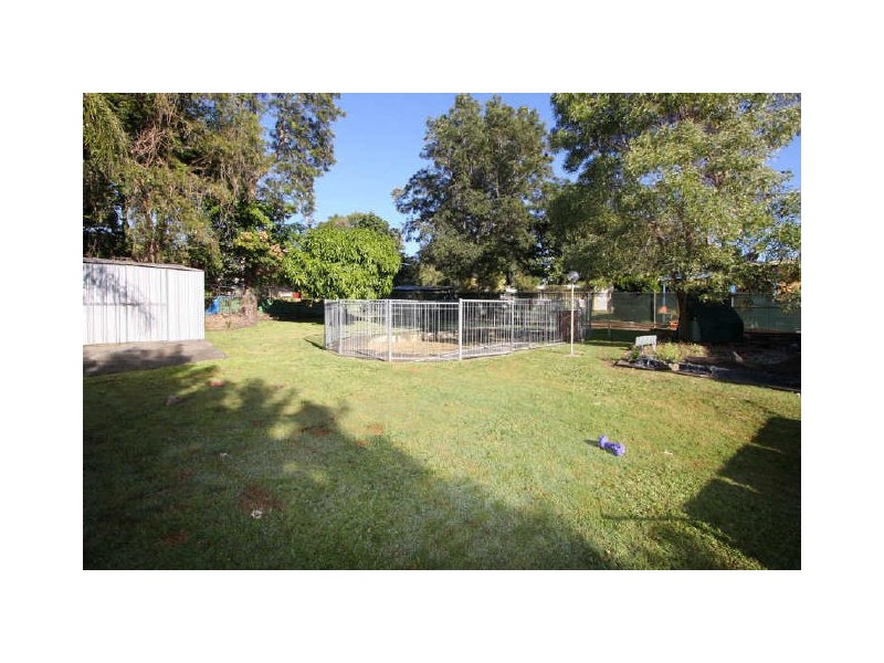 135 Aquarius Drive, Kingston QLD 4114