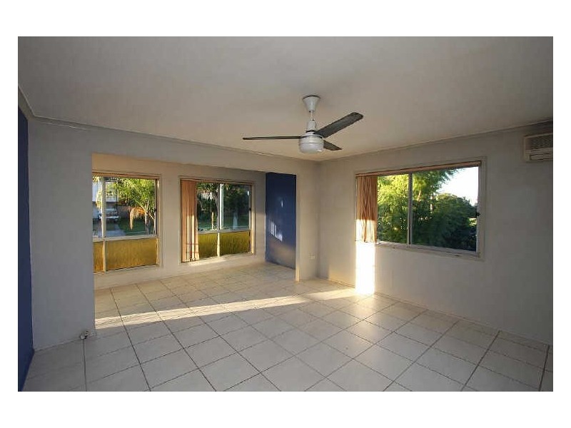 12 Bushmills Court, Hillcrest QLD 4118