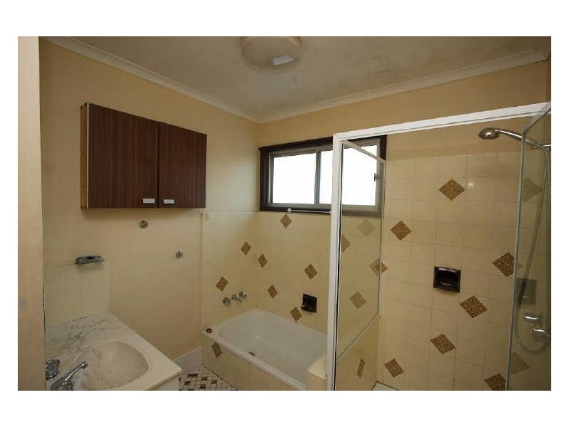 12 Bushmills Court, Hillcrest QLD 4118