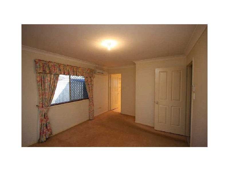 3 Conferta Place, Regents Park QLD 4118