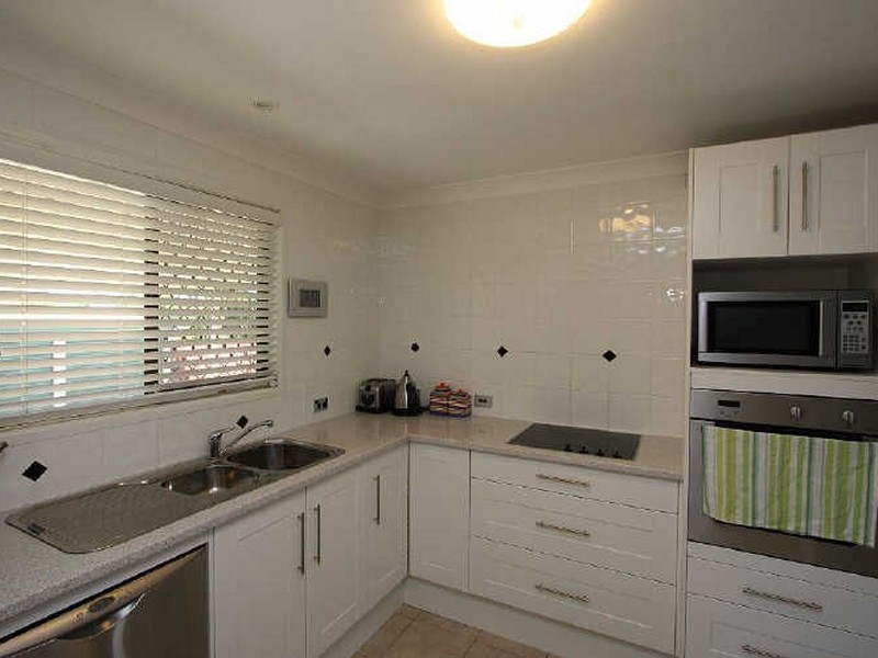 11 Bursaria Street, Crestmead QLD 4132