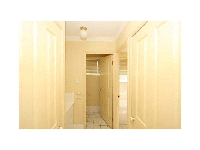 23 Billabong, Crestmead QLD 4132