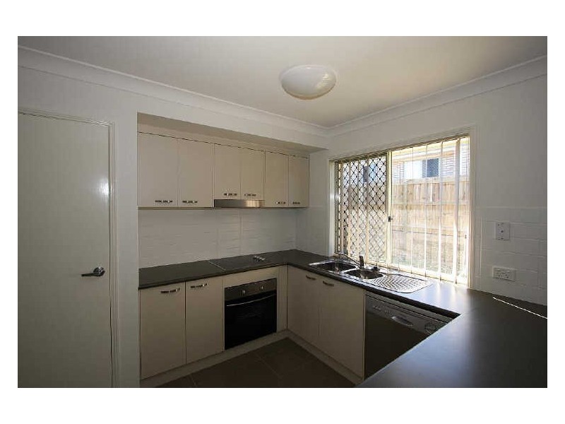 12 Brodie Court, Hillcrest QLD 4118