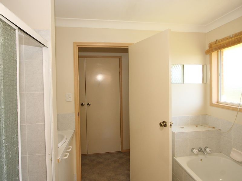 18 Gingko Court, Regents Park QLD 4118