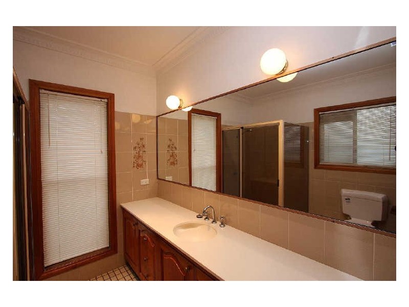 87 Hubner Road, Park Ridge QLD 4125