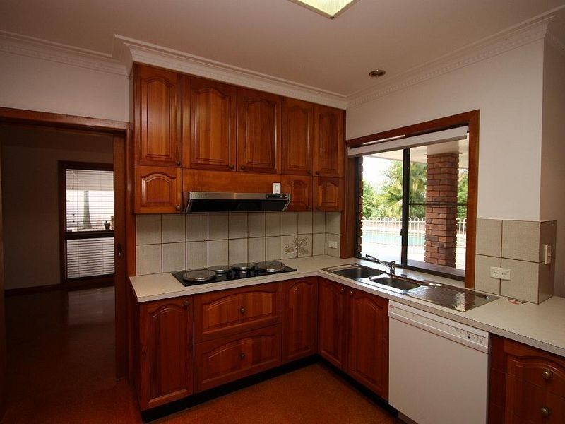 87 Hubner Road, Park Ridge QLD 4125