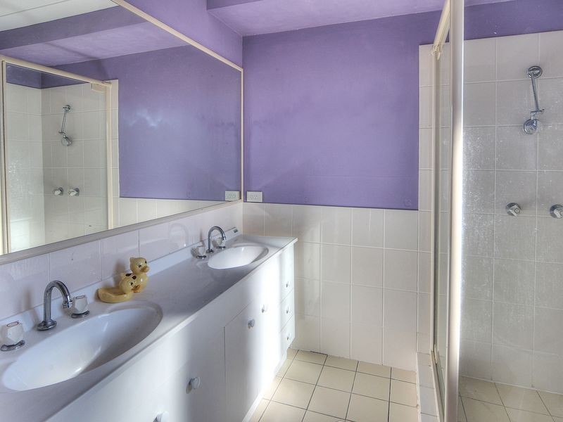 19 Nicole Place, Crestmead QLD 4132