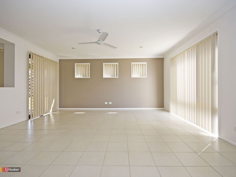 13 Weir Close, Berrinba QLD 4117