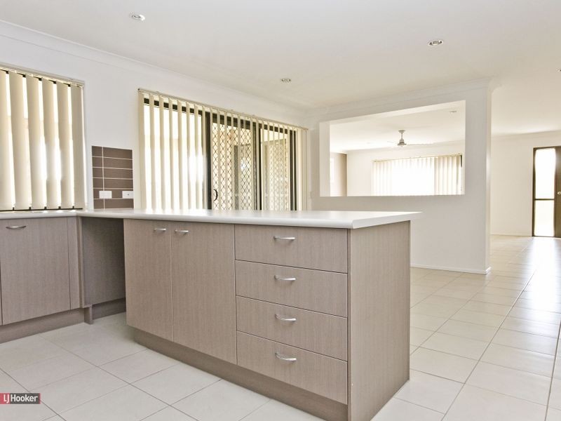 13 Weir Close, Berrinba QLD 4117