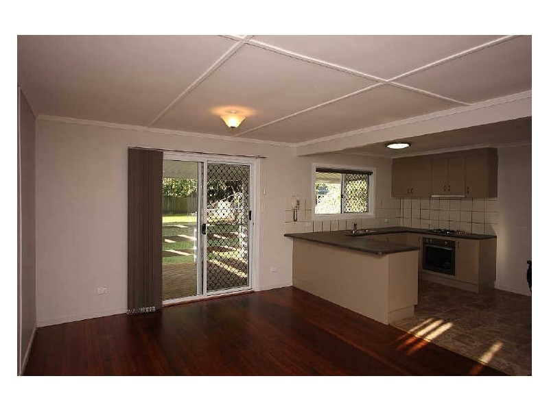 12 Paterson Street, Woodridge QLD 4114