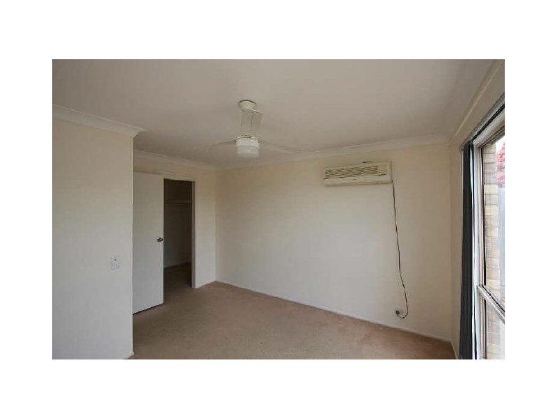 67 Middle Road, Hillcrest QLD 4118