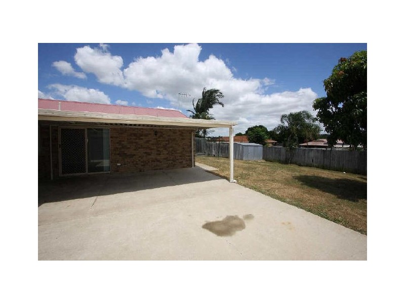 67 Middle Road, Hillcrest QLD 4118