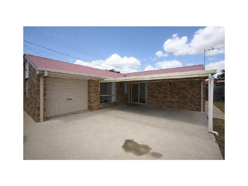 67 Middle Road, Hillcrest QLD 4118