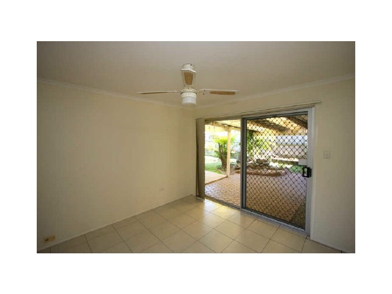 65 Estramina Road, Regents Park QLD 4118