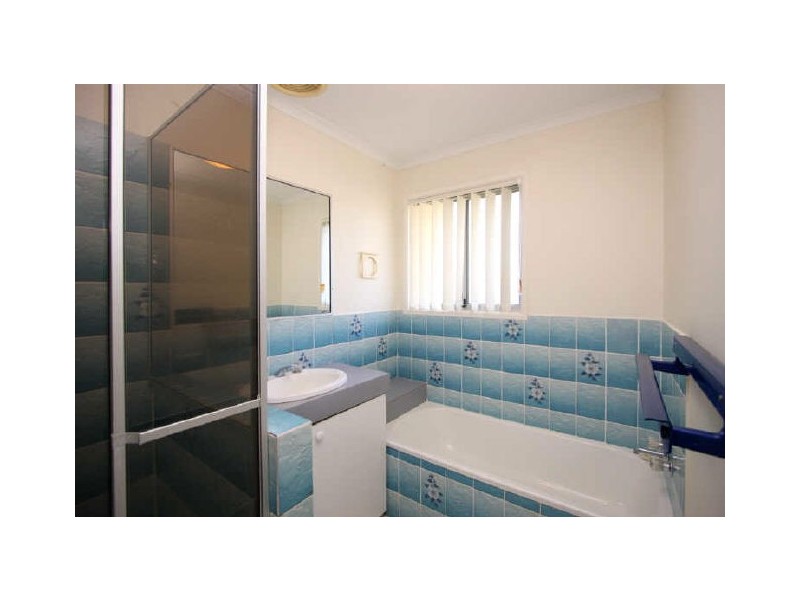 65 Estramina Road, Regents Park QLD 4118