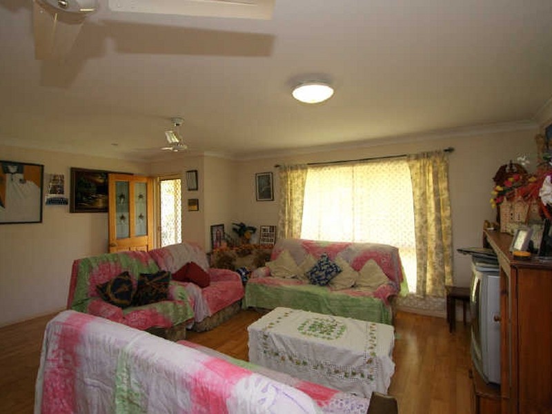 332 Middle Road, Boronia Heights QLD 4124