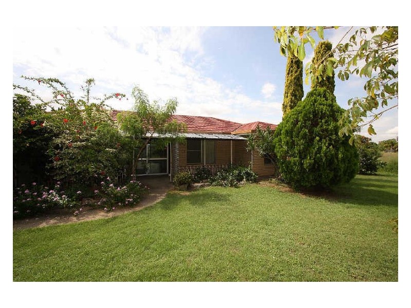 80 Stapylton Road, Forestdale QLD 4118