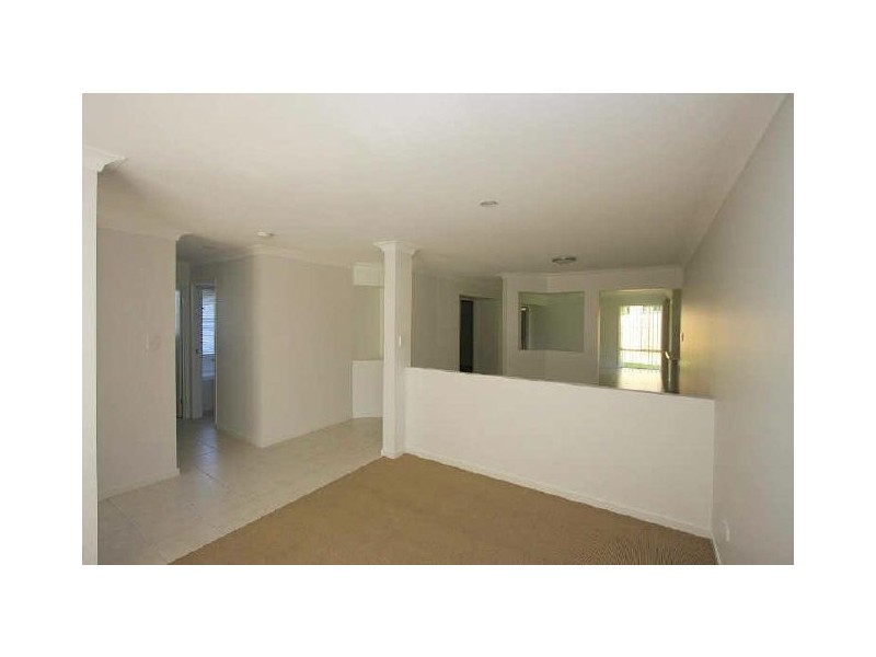 6 Blessing Place, Boronia Heights QLD 4124