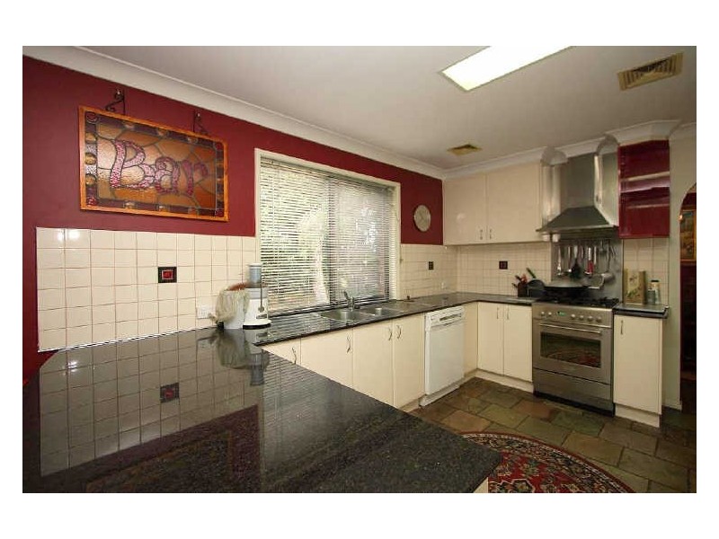 100 – 106 Crest Road, Greenbank QLD 4124